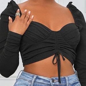 NWT Ruched crop top Size medium